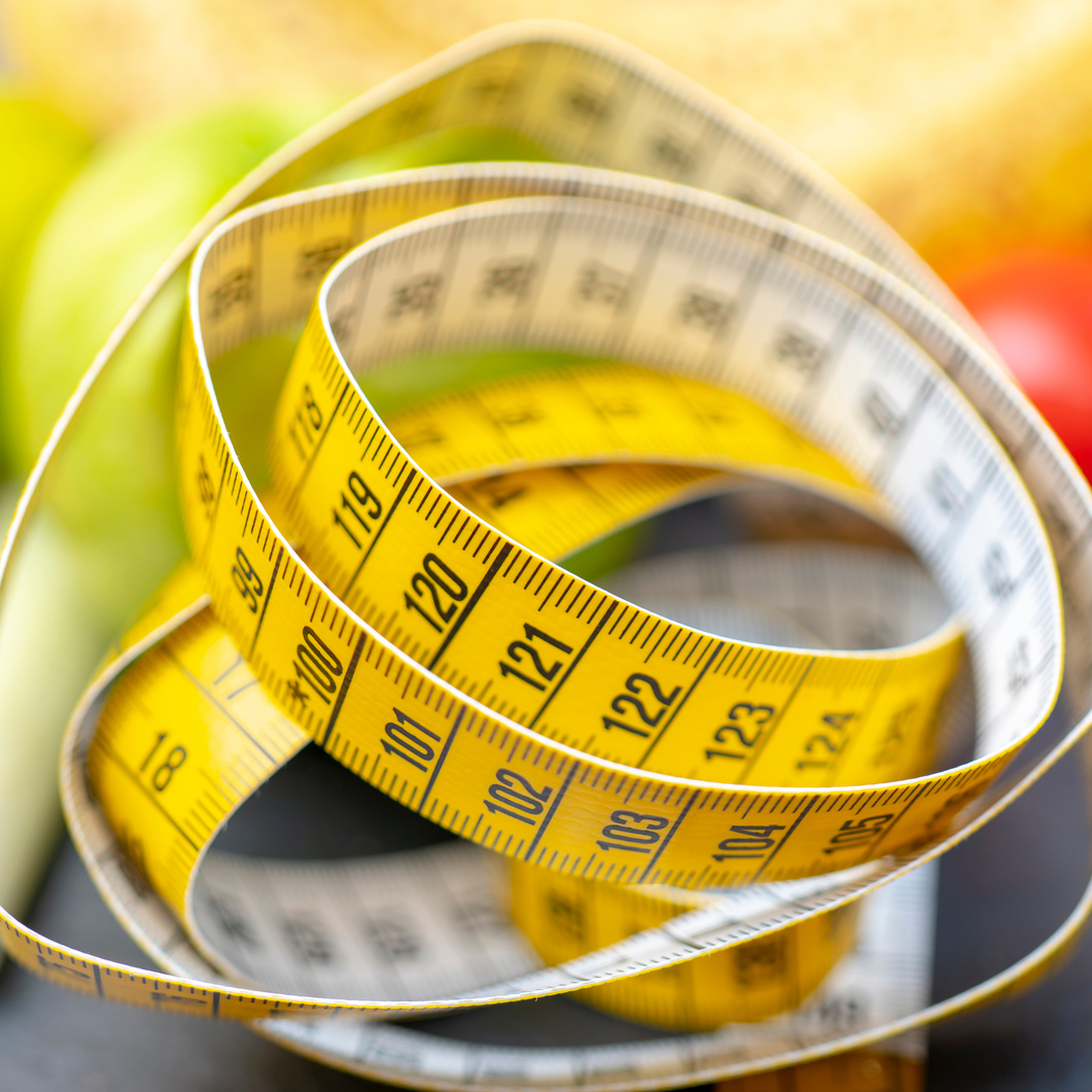 Measuring tape for measuring the circumference.